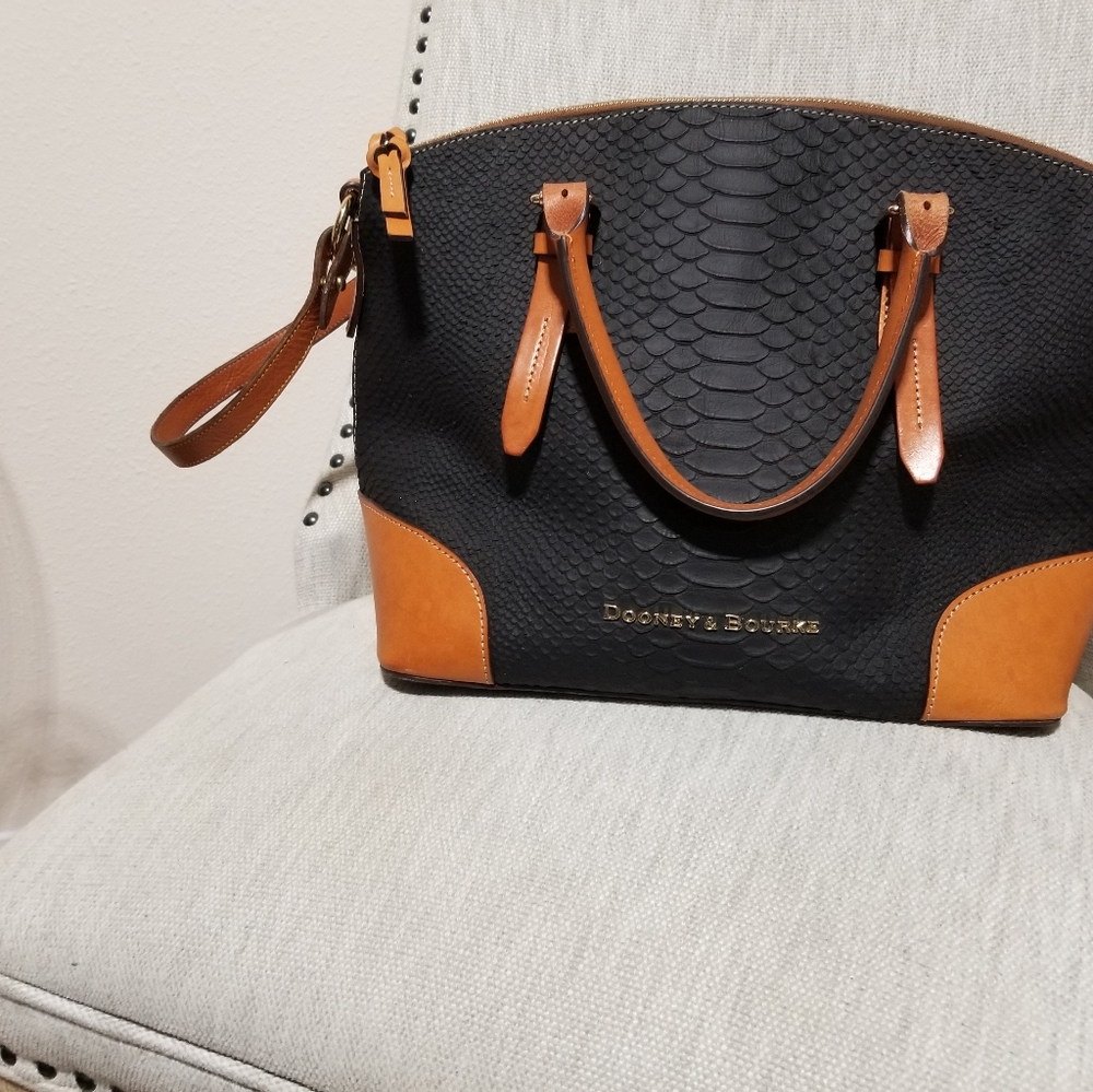 DB Large Black Python Emboss Leather Crossbody t